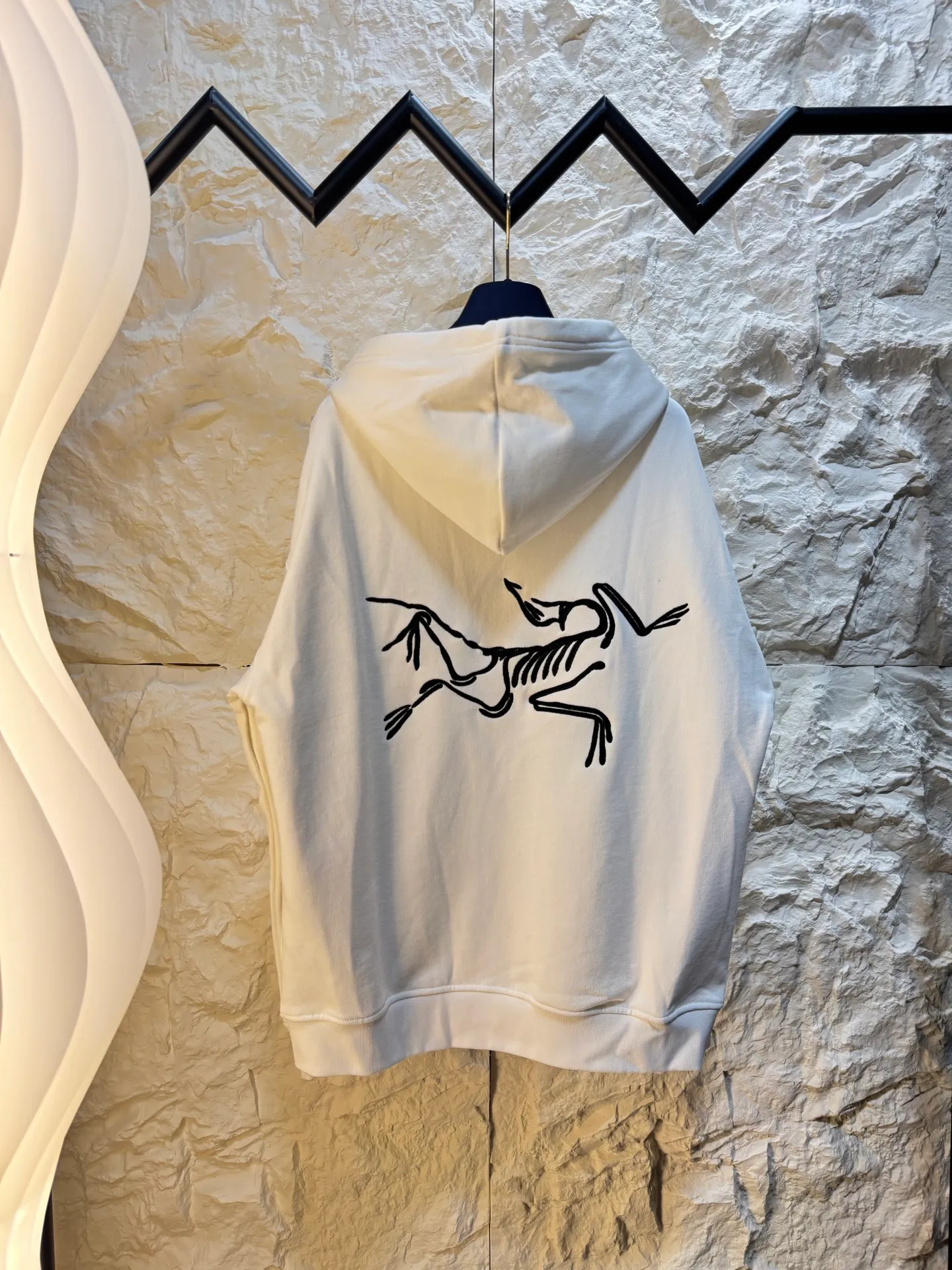 190 Arc'teryx g （ ） Quality Premium Quality Color：Black White Size：M/L/XL/XXL M L XL XXL 120 124 128 132 69 71 73 75 62 64 66 68 54 55 56 57 （ ： 1～3 cm ）